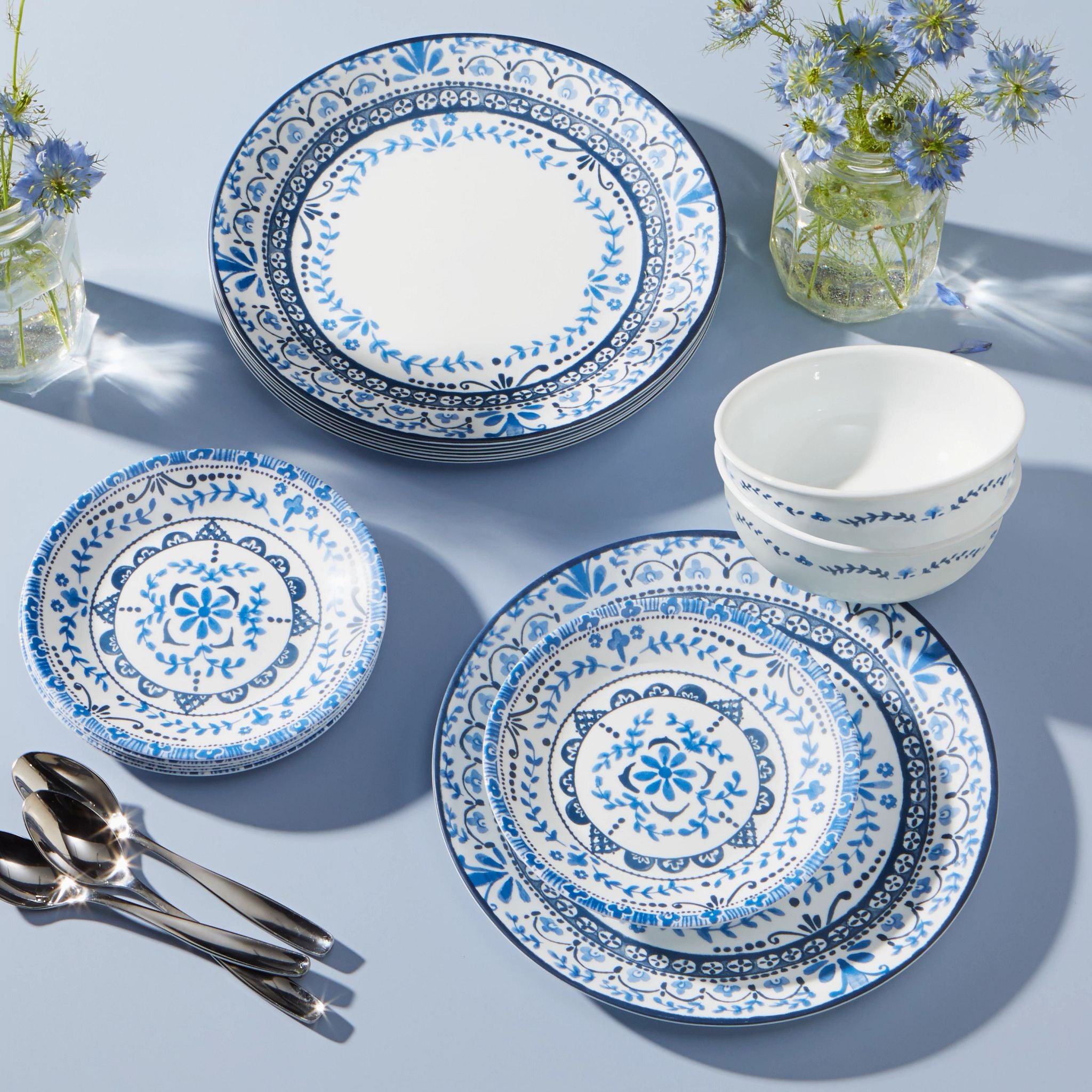 1135397_CO_Tabletop_Lifestyle_Square_Portofino_18pc-Set_1.jpg