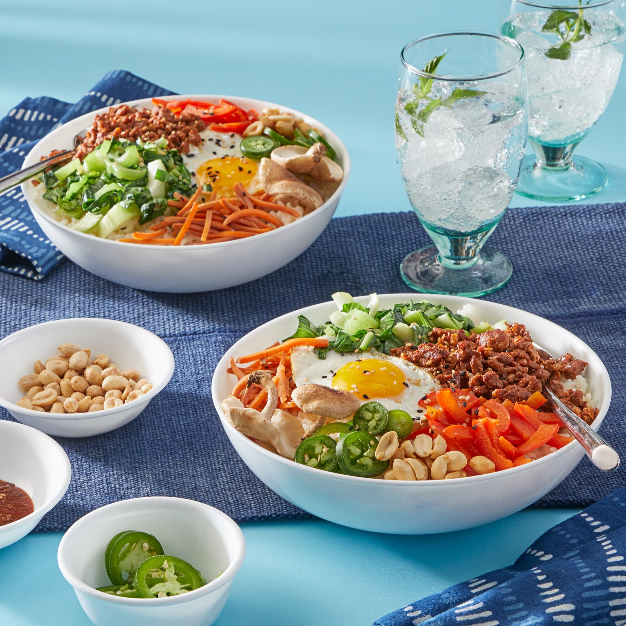1137542_CO_Tabletop_Lifestyle_Square_Larger-Meal-Bowl_2.jpg